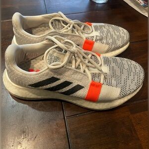 Adidas Women's Senseboost Go Sneakers - Size 8.5